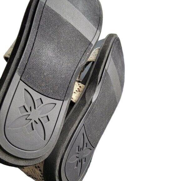 NEW BCBG Gladiator Sandals Sz 7.5 Beige Animal Print Lace Up - Picture 7 of 9